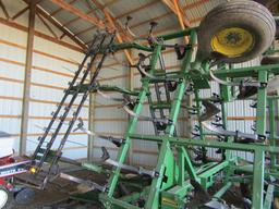 John Deere Model 960 32.5 Ft. Field Cultivator, Walking Tandems on Main Fra