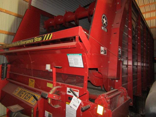 Meyers Model 2516 16 Ft 3 Auger Front Side Unloading Forage Box, Bunk Exten