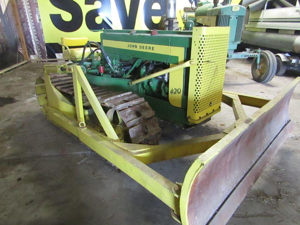 John Deere Model 420 Gas Crawler, PTO, 14 Inch Tracks, 7 Ft. Hydraulic Lift