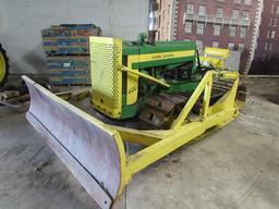 John Deere Model 420 Gas Crawler, PTO, 14 Inch Tracks, 7 Ft. Hydraulic Lift