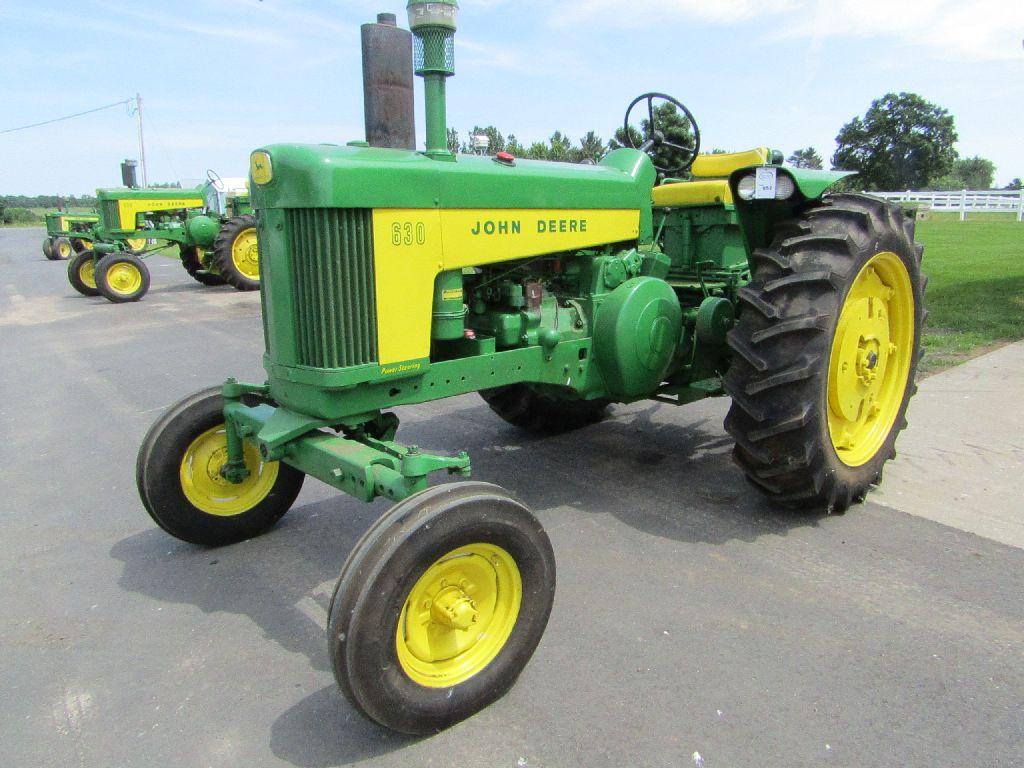 1958 John Deere Model 630 Gas Tractor, John Deere Square Casting Wide Front