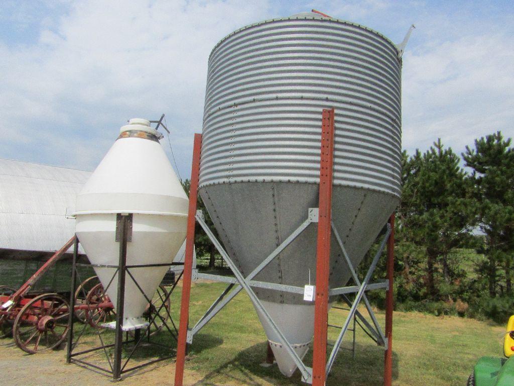Approx. 6 Ton Bulk Feed Bin with Poly Cone & Flex Auger