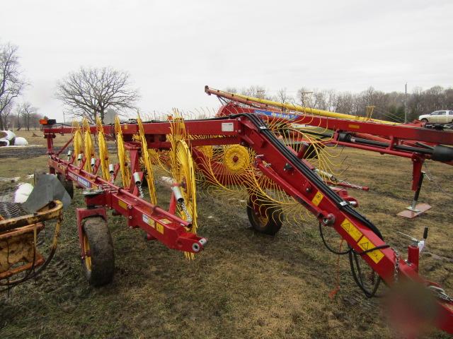 2016 New Holland Model 1225 Dura-Vee 12 Wheel V Rake on Hydraulic Cart, Sin