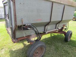 Minnesota Flair Box with Hydraulic Hoist on Four Wheel Wagon, Independent R