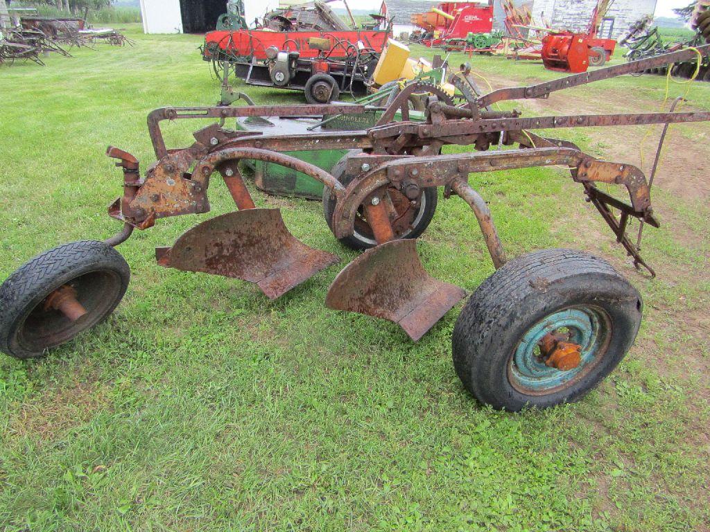 . Minneapolis Moline 2 x 14 Inch Ground Lift Plow on Rubber