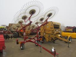 744. 418-1072. H&S V-10 Rake on Hyd. Cart, T/ST3