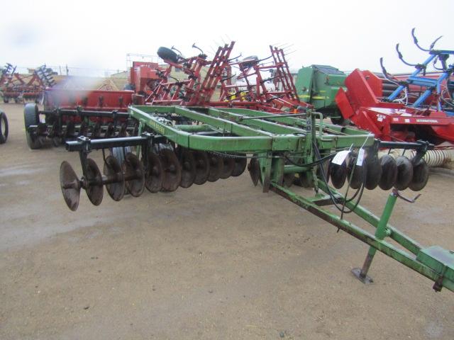 751. 278-487, John Deere 215 16 FT. Disc with Harrow, T/ST3