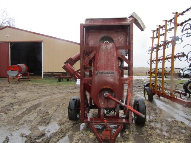 213. Frontier Grain Vac With Several Feet of Hose