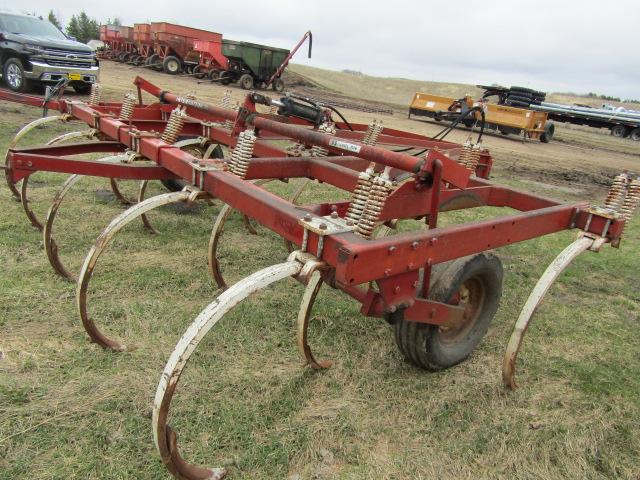 844. IH # 45 24 FT. Vibra Shank Field Cultivator, 3 Bar Harrow, One Owner