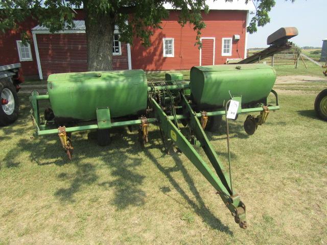 918. John Deere Model 494-A Four Row Wide Corn Planter, Dry Fertilizer, Her