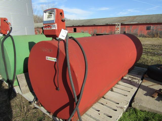 824. 1000 Gallon Fuel Barrel with Gas Boy Electric Meter Pump ( Red )