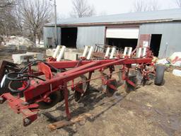 719. IH Model 720 5 X 16 Semi Mount Automatic Re-set Plow, Coulters, Nice C