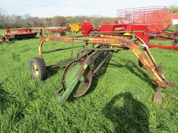 636. John Deere 896 Parallel Bar Rake with Rubber Mounted Teeth