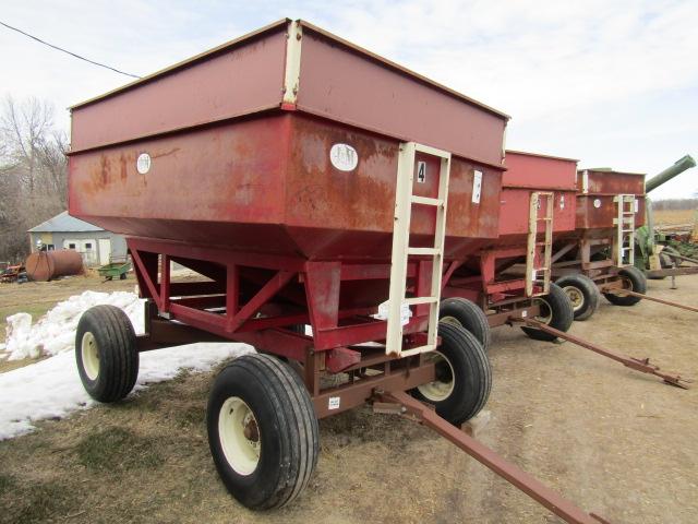 303. J&M 275 BU. Gravity Box, Extensions, Ladder on Harms 10 Ton Four Wheel