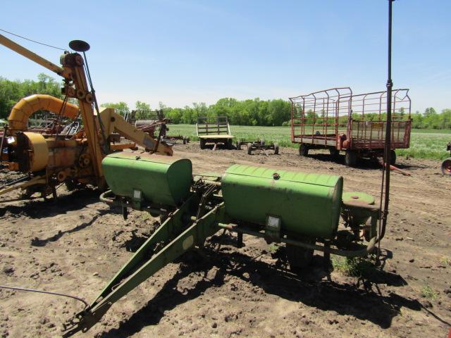 420. John Deere Model 494 Four Row Wide Corn Planter, Dry Fertilizer, Sells