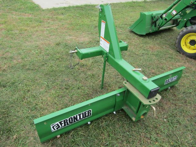 911. Frontier RB 2072 6 FT. 3 Point Blade, Never Used