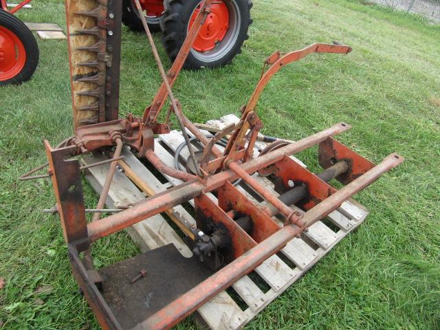 915. 1948 Allis Chalmers Model B  Tractor, New 9.5 X 24 Inch Rear Rubber, P