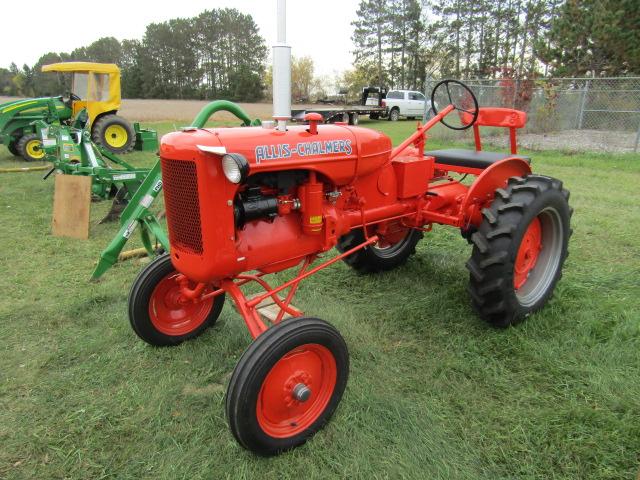 915. 1948 Allis Chalmers Model B  Tractor, New 9.5 X 24 Inch Rear Rubber, P