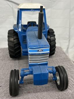 1/12 Ford TW-25 tractor, singles, no box, tractor could use cleaning