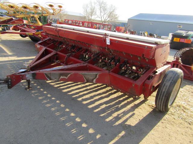 1545. 381-924. IH MODEL 510 – 12 FT. END WHEEL DRLL, GRASS SEEDER, 6 INCH S