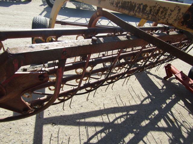 1579. 349-721. NEW HOLLAND MODEL 55 PARALLEL BAR RAKE. TAX / SIGN ST3