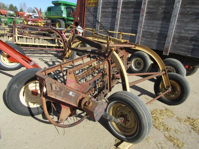 1579. 349-721. NEW HOLLAND MODEL 55 PARALLEL BAR RAKE. TAX / SIGN ST3