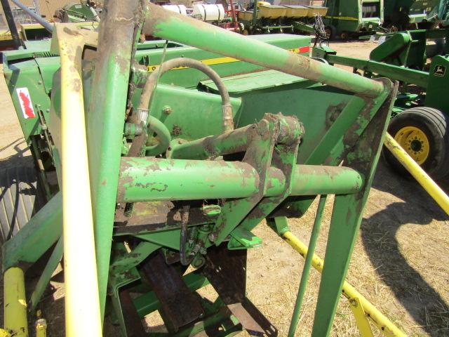 1680. 386-886, JOHN DEERE 337 SQUARE BALER WITH EJECTOR, TAX / SIGN ST3