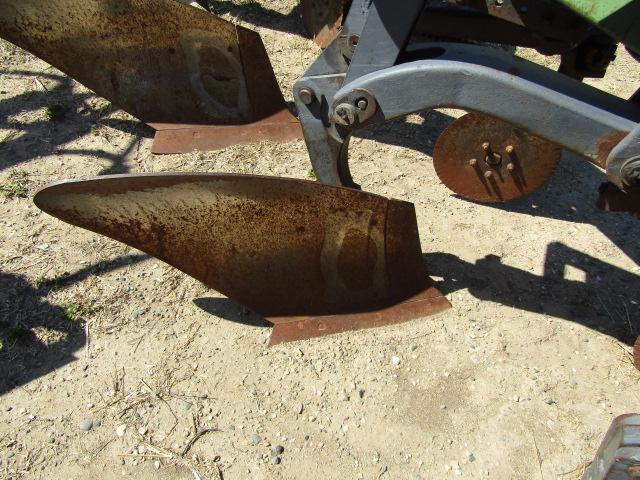 1711. 229-309, JOHN DEERE 2600 5 BOTTOM VARIABLE WIDTH SEMI MOUNT PLOW, COU