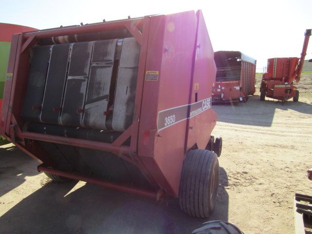 1751. 330-652. CIH 3650 TWNE TIE ROUND BALER, TAX / SIGN ST3