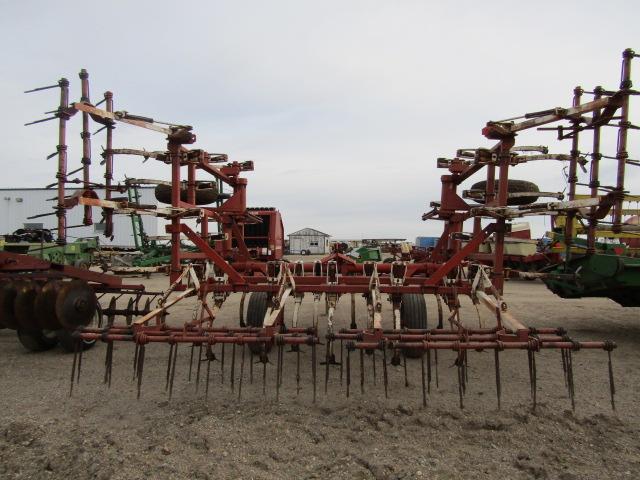 1791. 529-1400, WILRICH 20 FT. FIELD CULTIVATOR W / HARROW, TAX / SIGN ST3