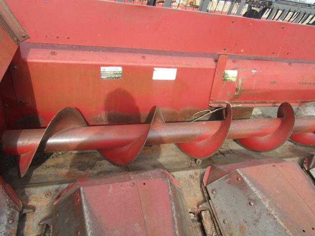 1817. 341-858, IH 863 6 R X 30 CORN HEAD, TAX / SIGN ST3