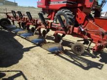 1698. 312-682. CIH 7500 5 BOTTOM VARIABLE WIDTH SEMI MOUNT AR PLOW, COULTER