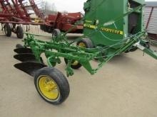 472. 364-877, JOHN DEERE 555 3 X 14 GROUND LIFT PLOW, TAX / SIGN ST3