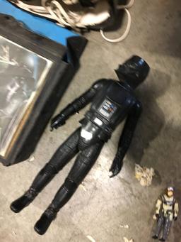Box of misc vintage Star Wars toys