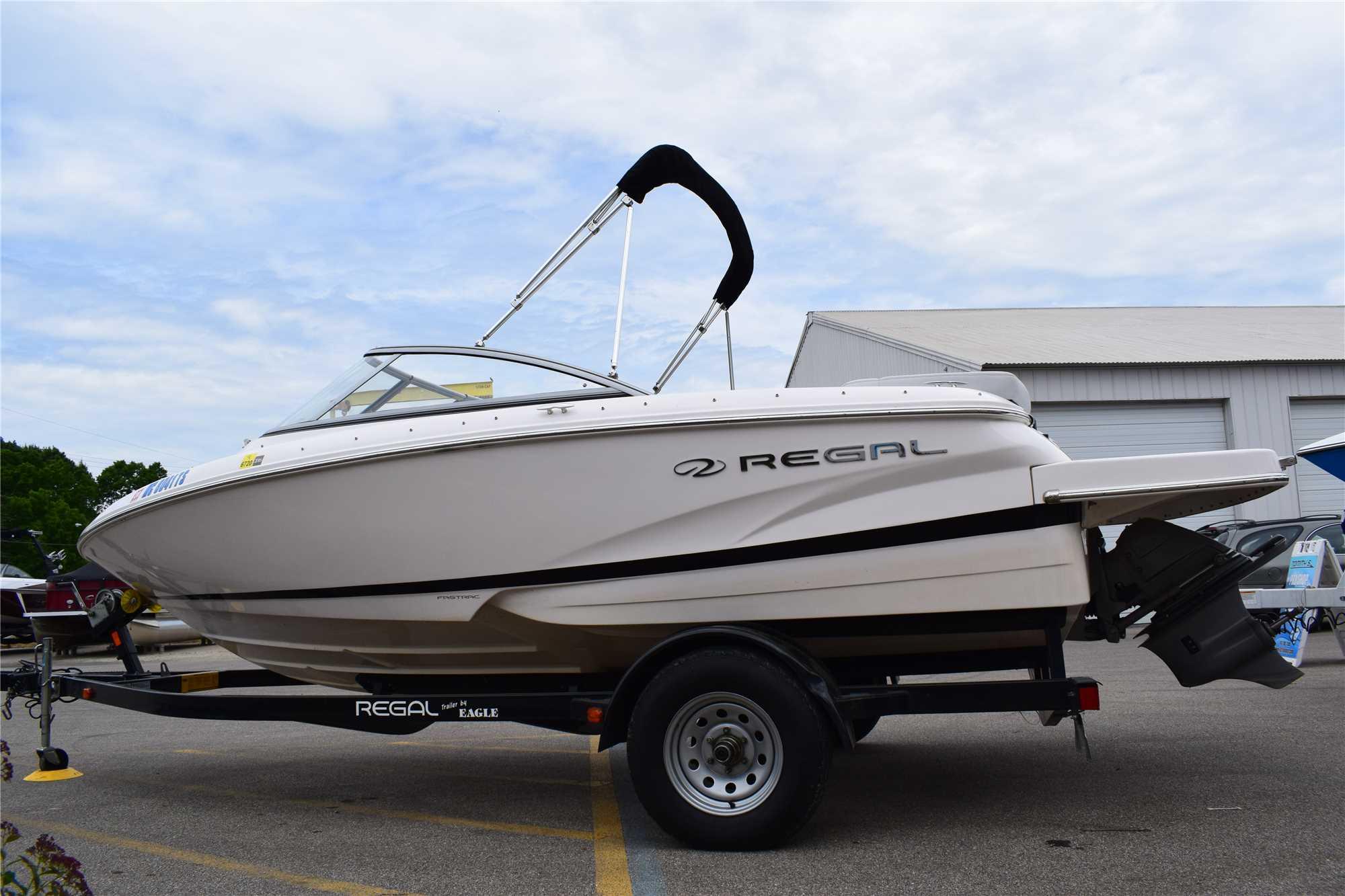 2014 Regal Model: 1900 ESX. VIN:RGMBV114A414. Hours: 189. This boat is located in Grand Rapids, MI.