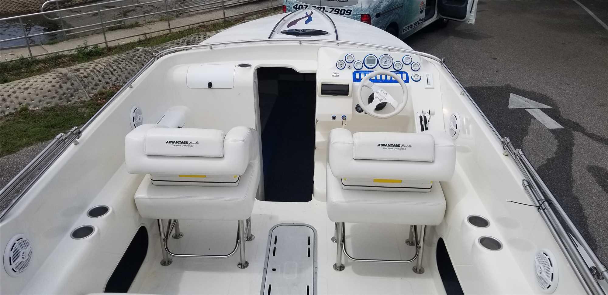 2002 Advantage Model: 30 Victory. VIN:AVI30942G102. Hours: 600. This boat is located in Clermont, FL