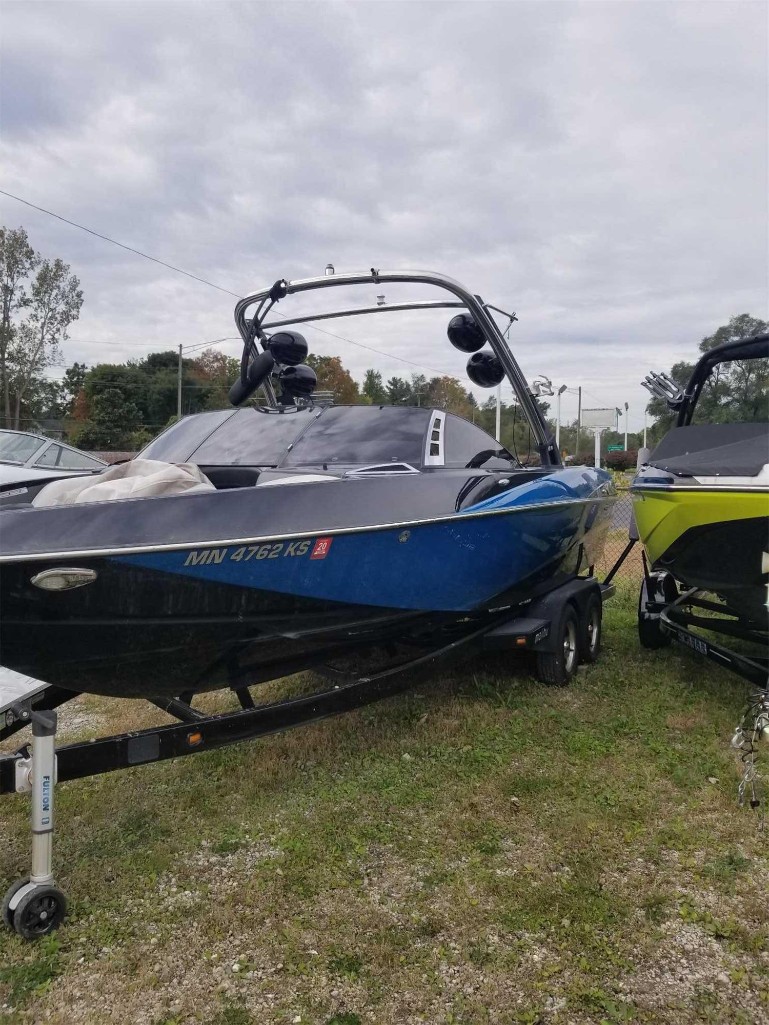 2011 Malibu Model: 247 LSV. VIN:MB2W3644C111. Hours: 500. This boat is located in Waterford Township