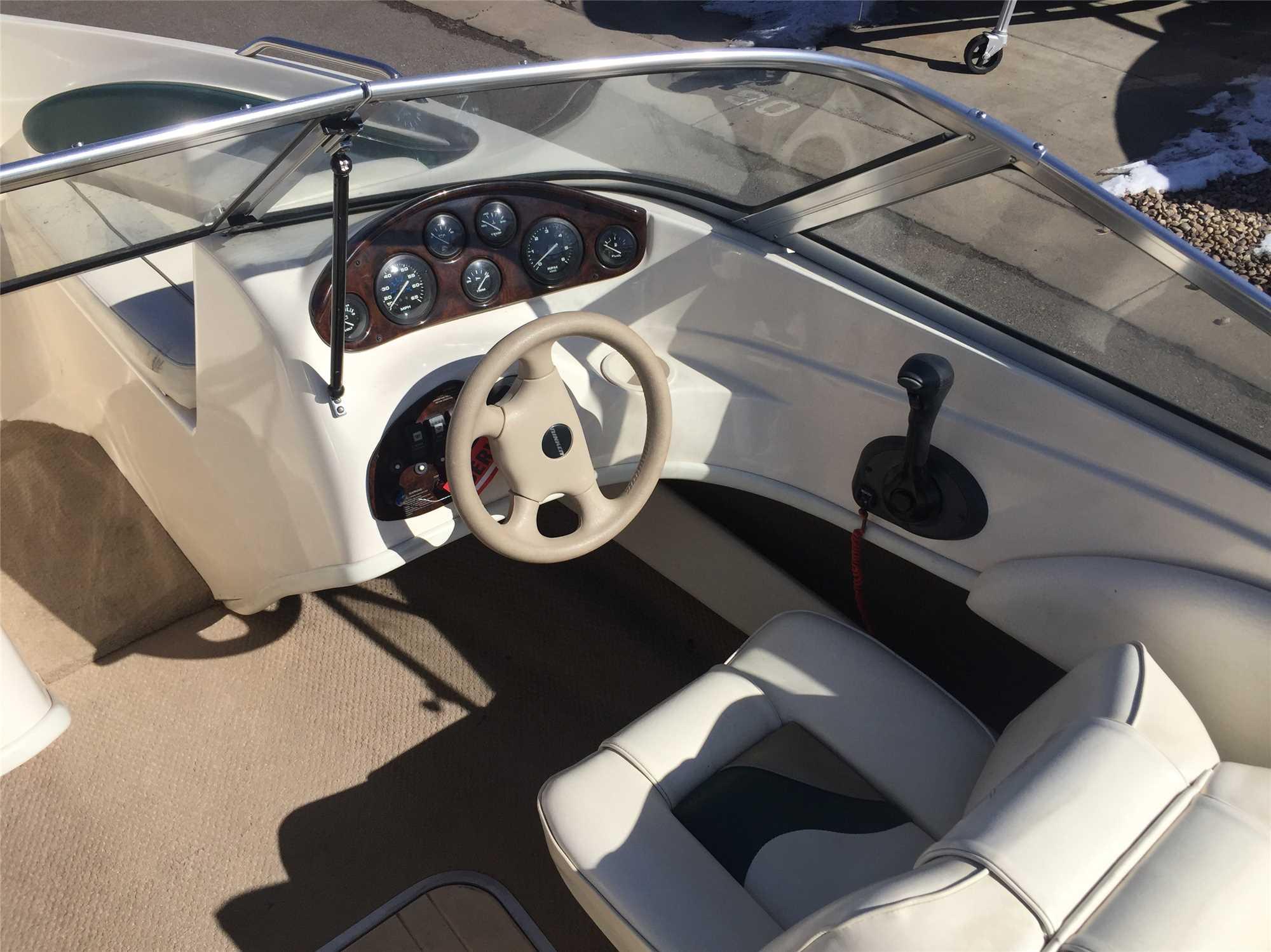 2002 Rinker 180 Sport. This boat is located in: Golden, CO