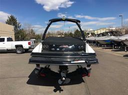 2014 Larson LSR 2000. This boat is located in: Golden, CO