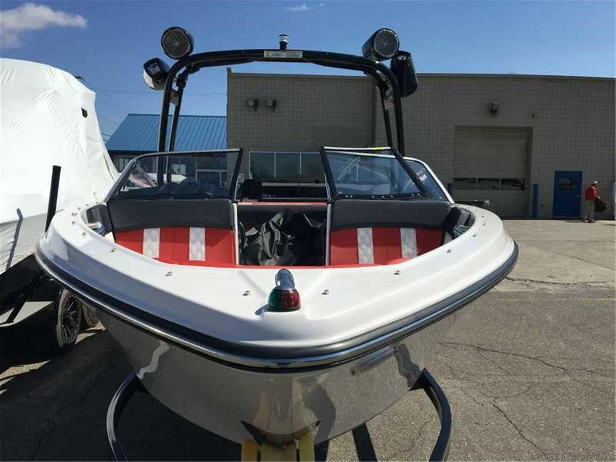 2016 Glastron GTS 205. This boat is located in: Waterford TWP, MI.