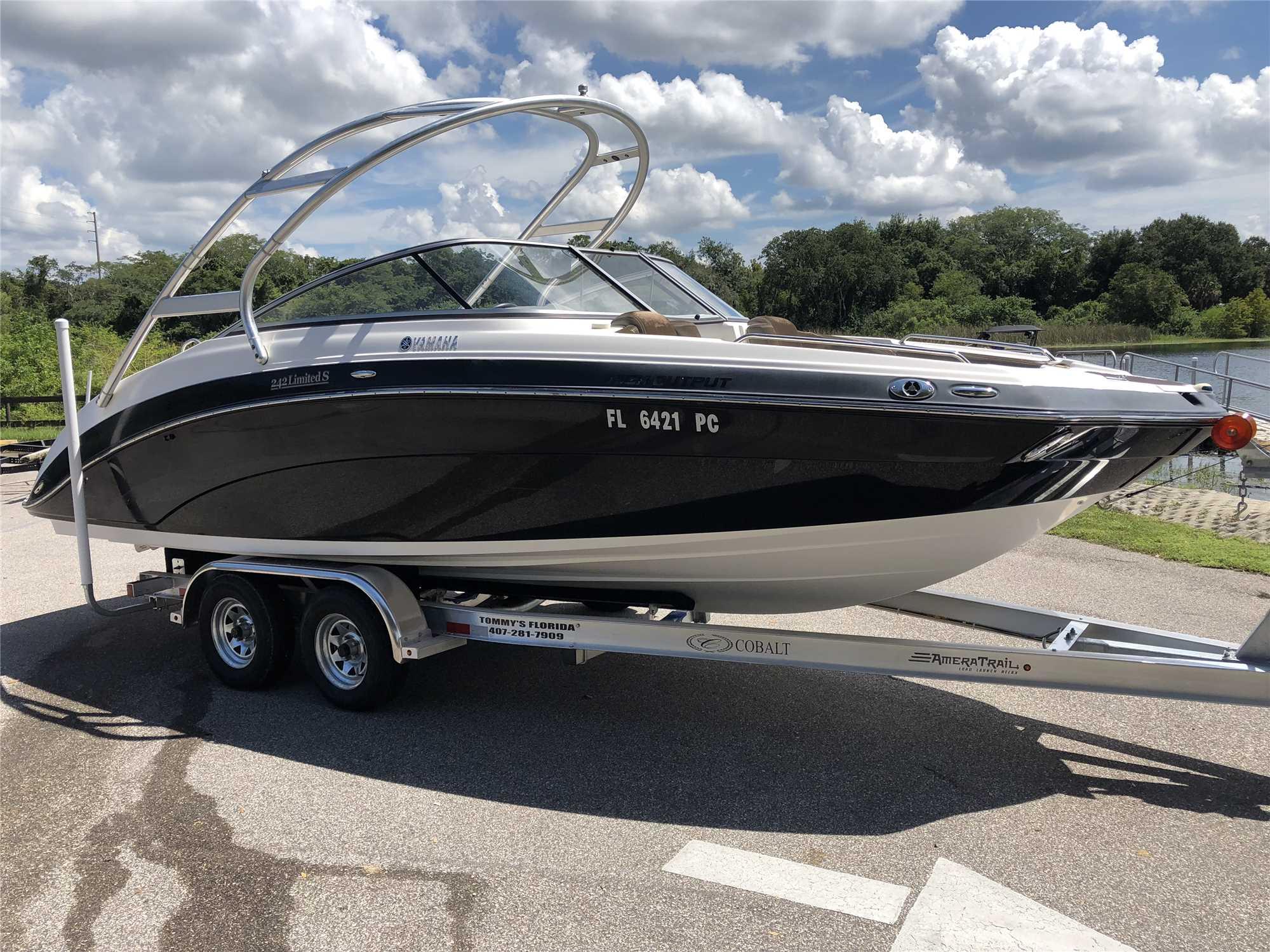 2011 Yamaha 242 Limited. This boat is located in: Clermont, FL