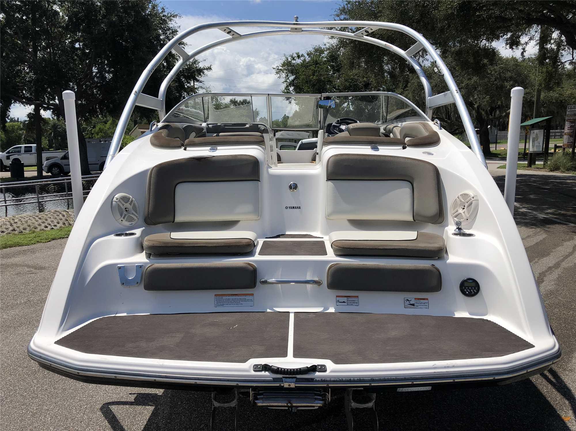 2011 Yamaha 242 Limited. This boat is located in: Clermont, FL