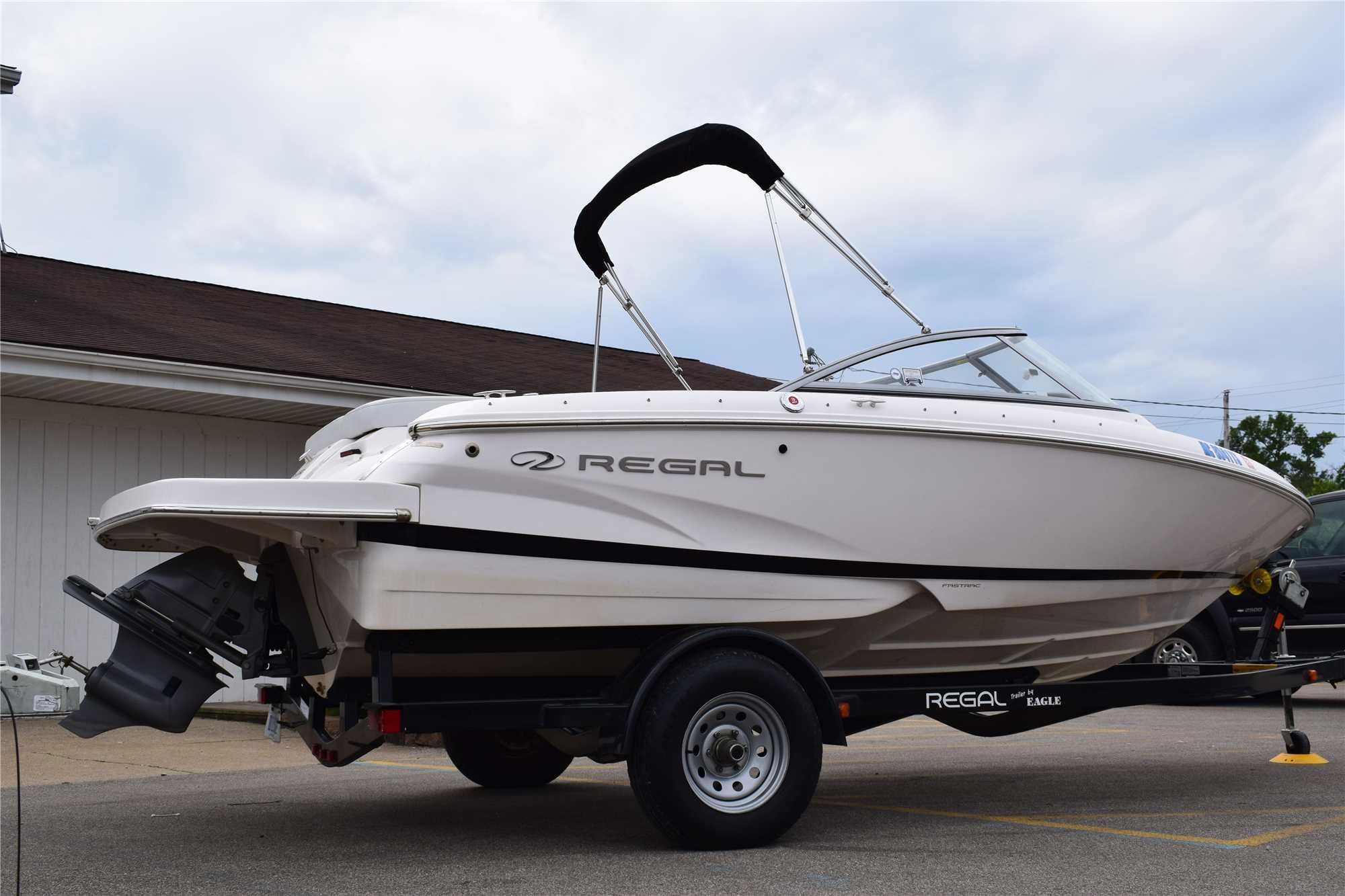 2014 Regal 1900 ESX. This boat is located in: Grand Rapids, MI