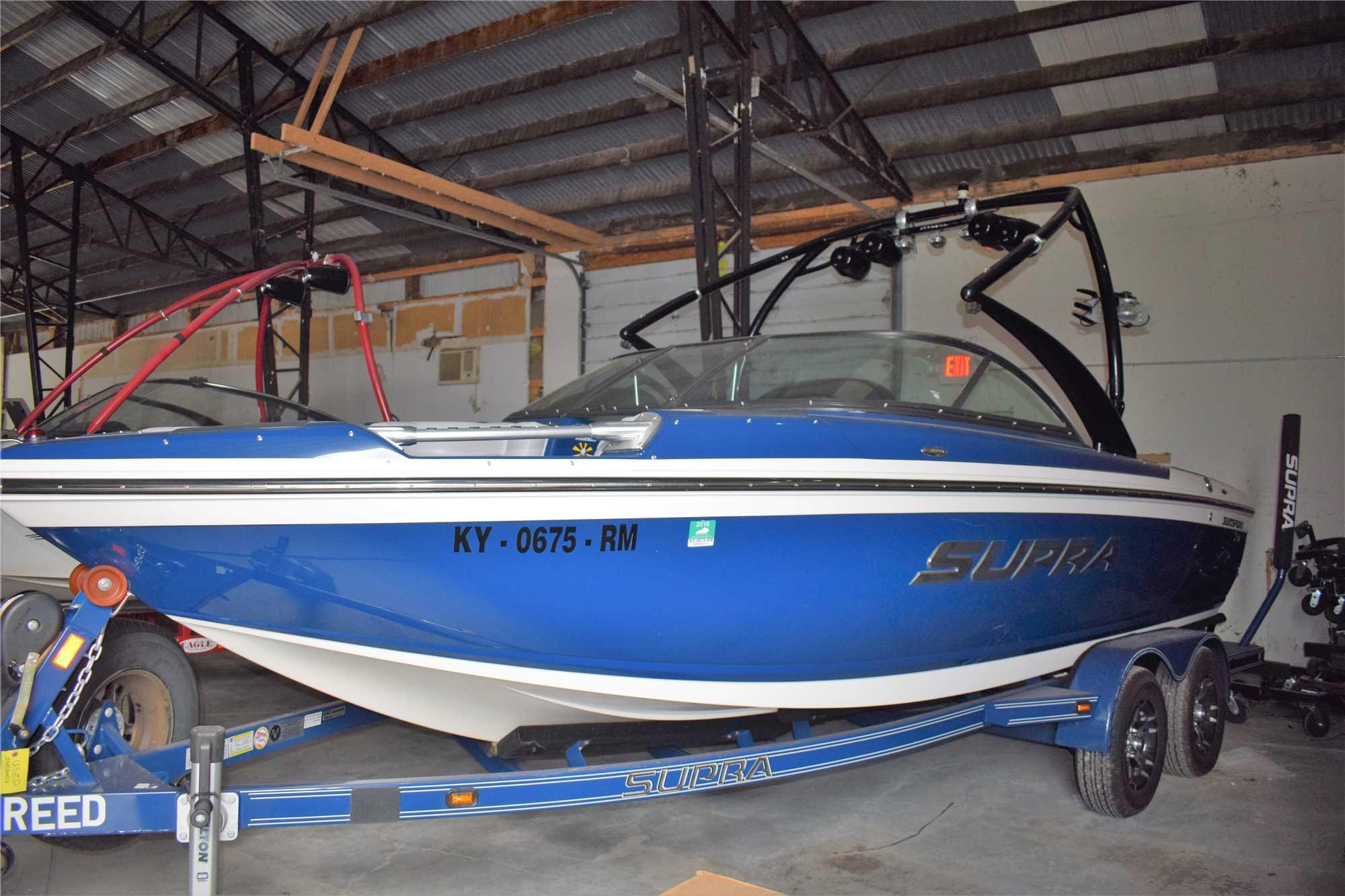 2012 Supra Sunsport 21 V. This boat is located in: Grand Rapids, MI