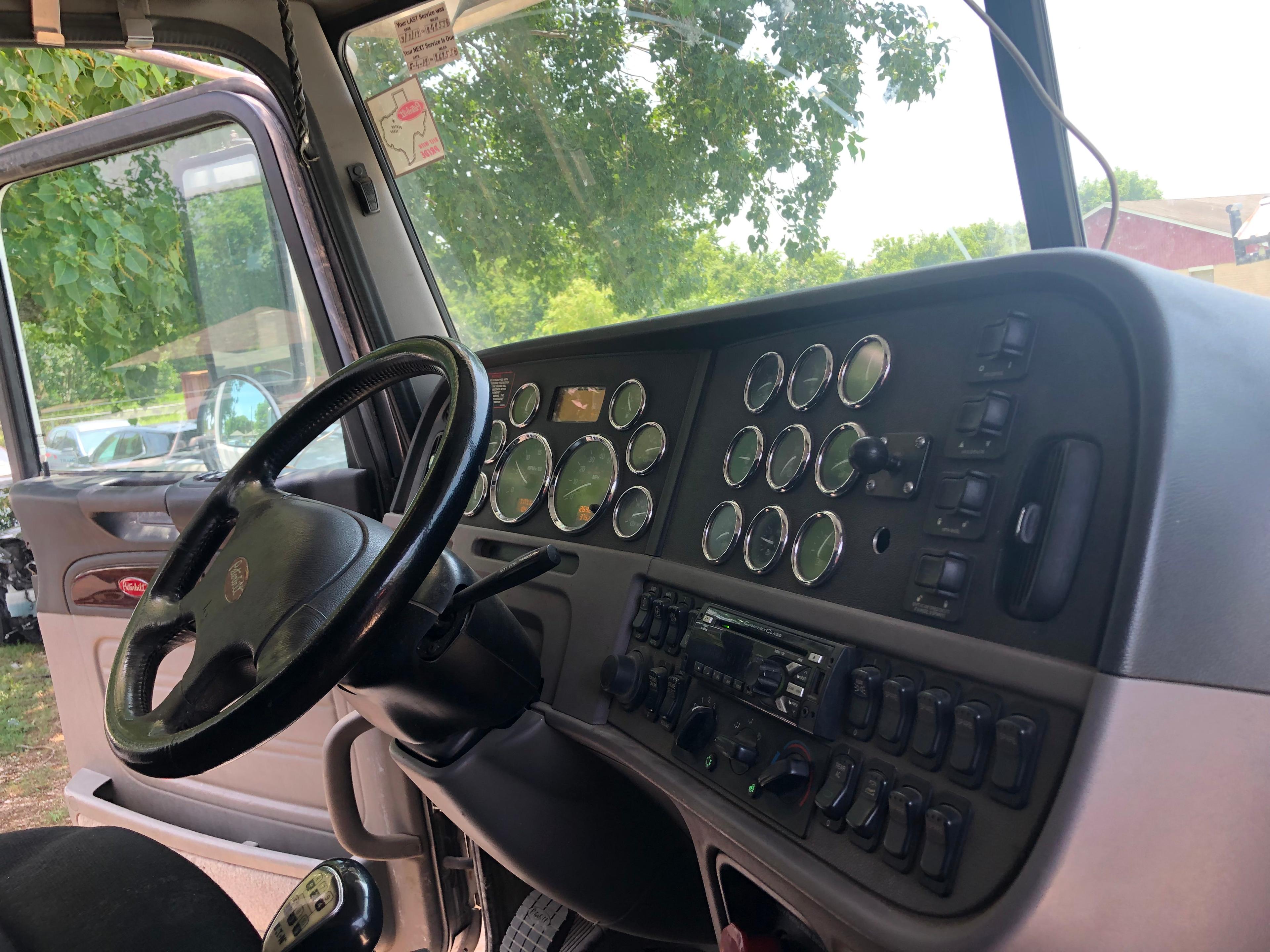 2017 Peterbilt 389 Series. Vin: 1XPXD49X7HD433408. Mileage as of 06/19: 269,214. Sold w/ title.