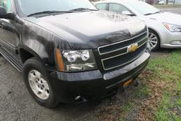 2014 Chevrolet 1500LT Suburban, VIN: 1GNSKJE77ER118927