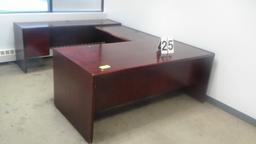 Executive desk set