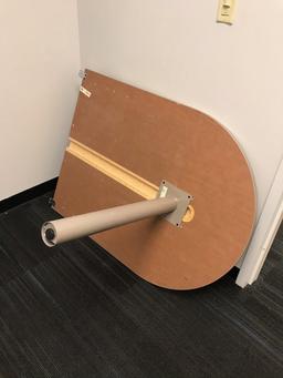 Miscellaneous cubicle parts