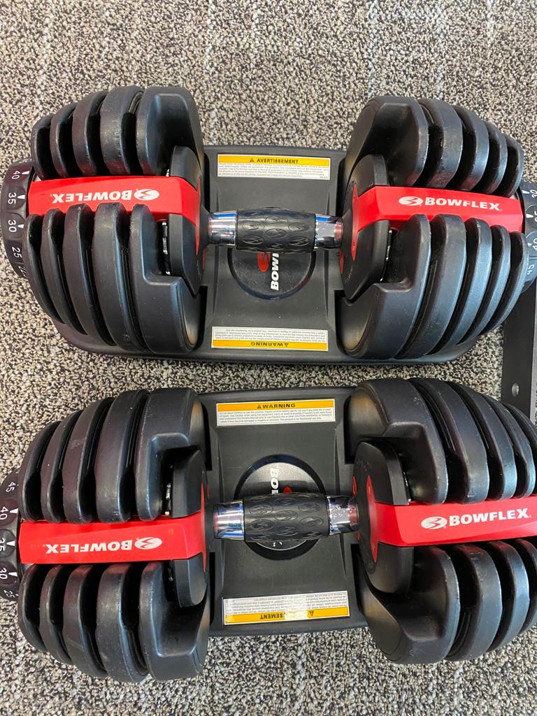 Pair of Bowflex Adjustable Dumbells 5lbs-52.5lbs each