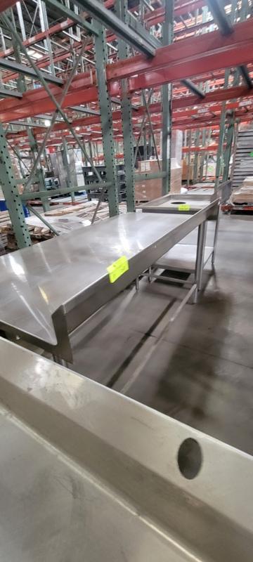1866037/ Lot of Stainless Tables: (1) 6' table and sik with disposal, (1) 6' Table,....